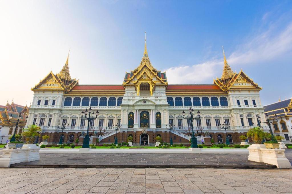 Resort Bangphlat Bangkok Exterior photo